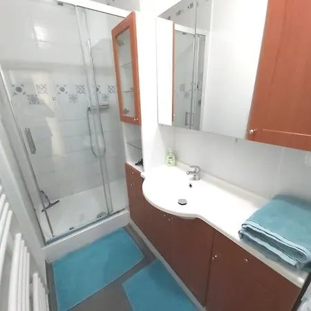 42M2 Au R D C Grand Parking 250 Gratuit Face Au Logement 400 M Centre-Ville Arras Exterior foto