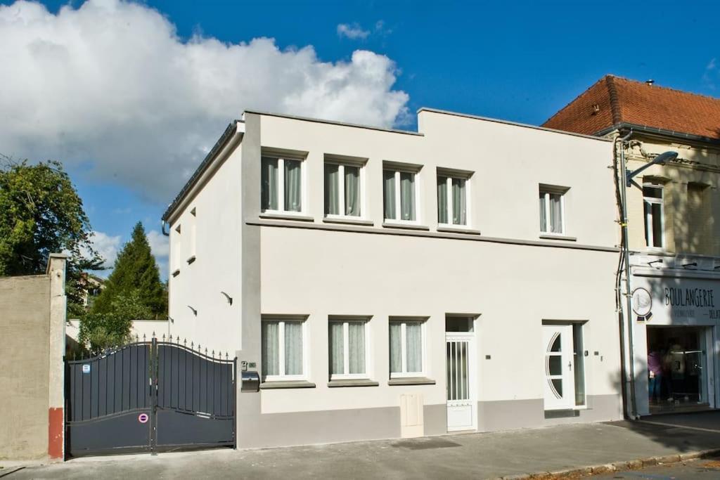 Apartment 42m2 Au R D C Grand Parking 250 Gratuit Face Au 400 M Centre-ville Arras